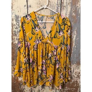 Free People Bella Gold Yellow Floral print tunic top size XS